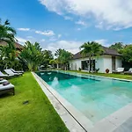 Abaca Villas