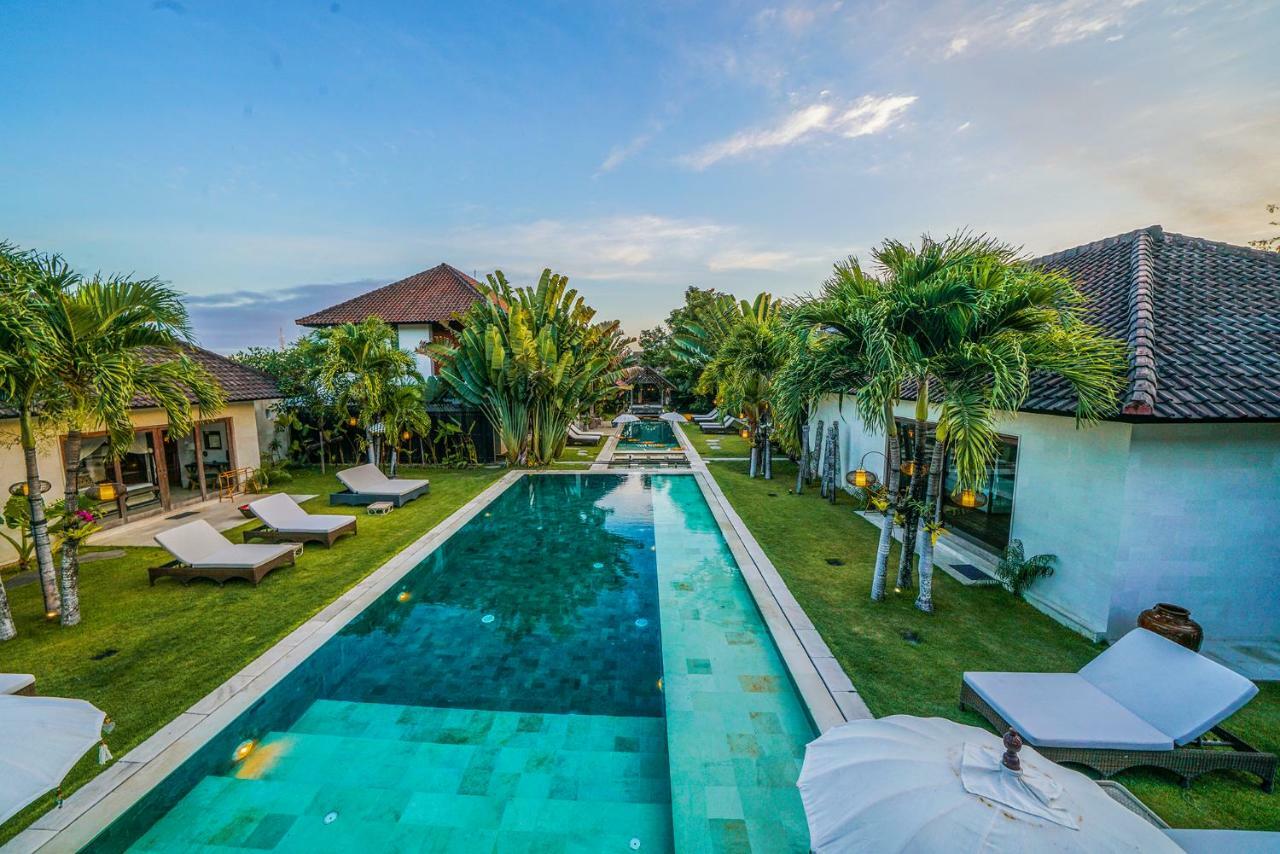 Abaca Villa *